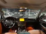 لكزس LX 570 2011